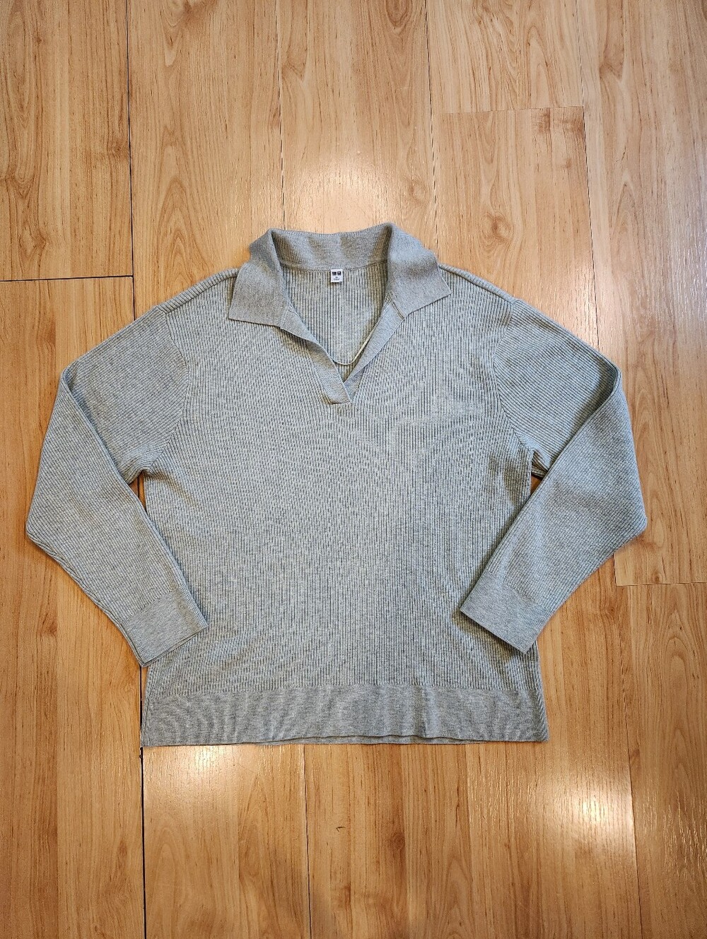 Uniqlo Ribbed Collared Sweater Open V-Neck Heather Sage XL